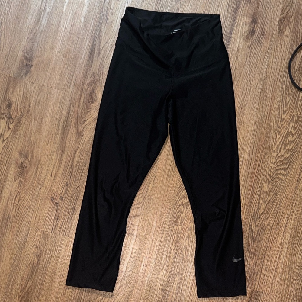 Nike Black Performance Dri- fit Leggings size Small